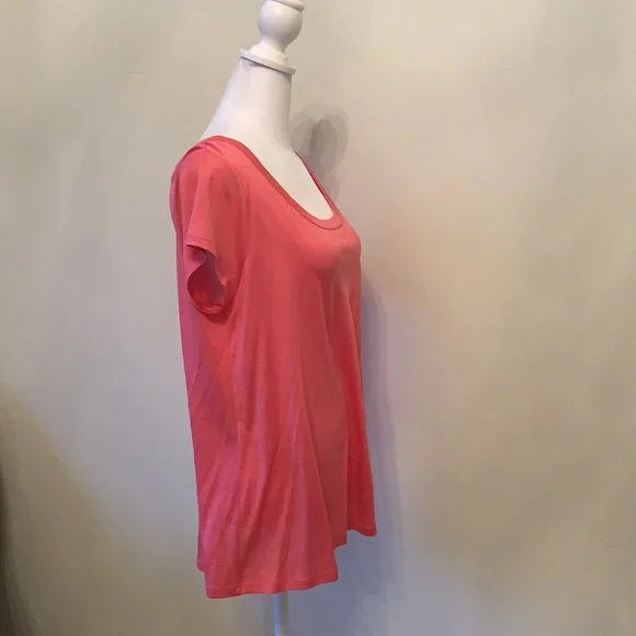 Eileen Fisher Organic Silk and Cotton Round Neck Tee. Cap Sleeves. NWT. Size M - Picture 3 of 7
